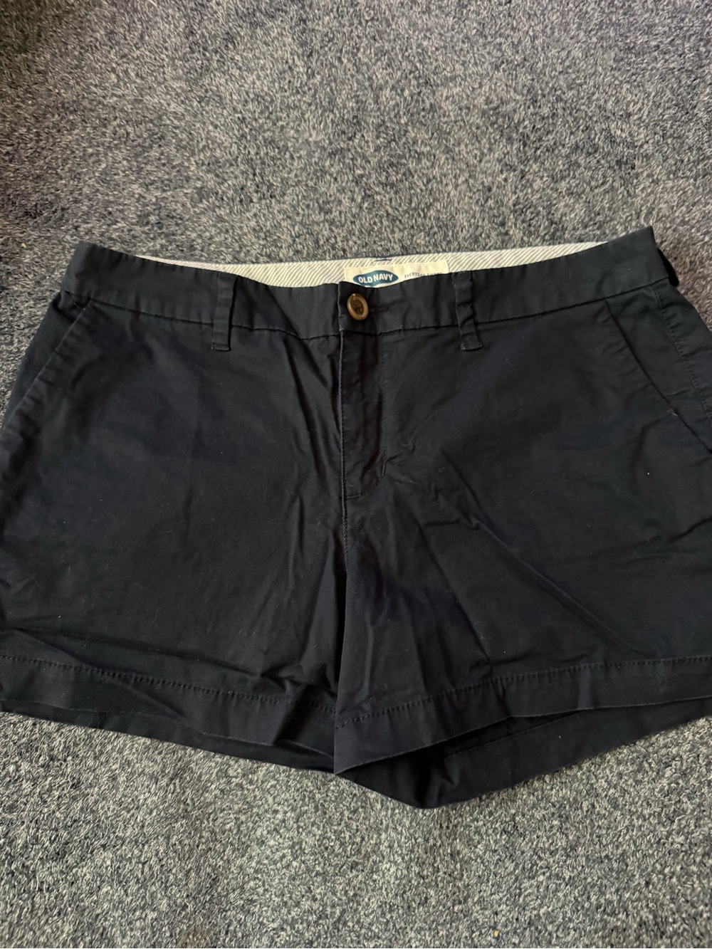 Old Navy Navy Women's Chino Cuffed Shorts